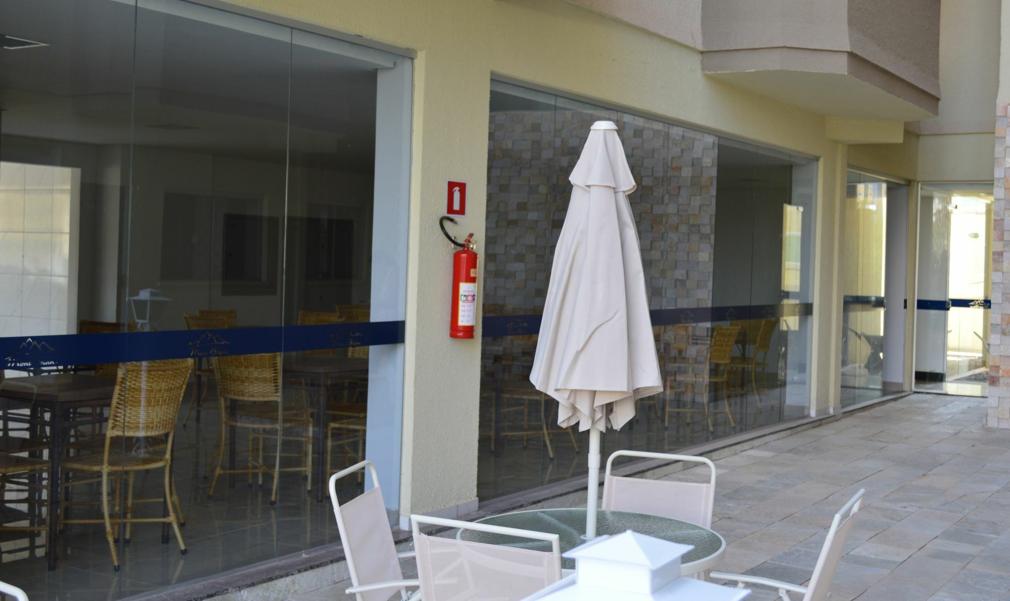 Apartamento Mont Blanc - Eu Tambem Vou Caldas Novas
